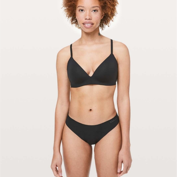 LULULEMON 34 C NWOT  Lululemon Take Shape Bra Black - Picture 3 of 16